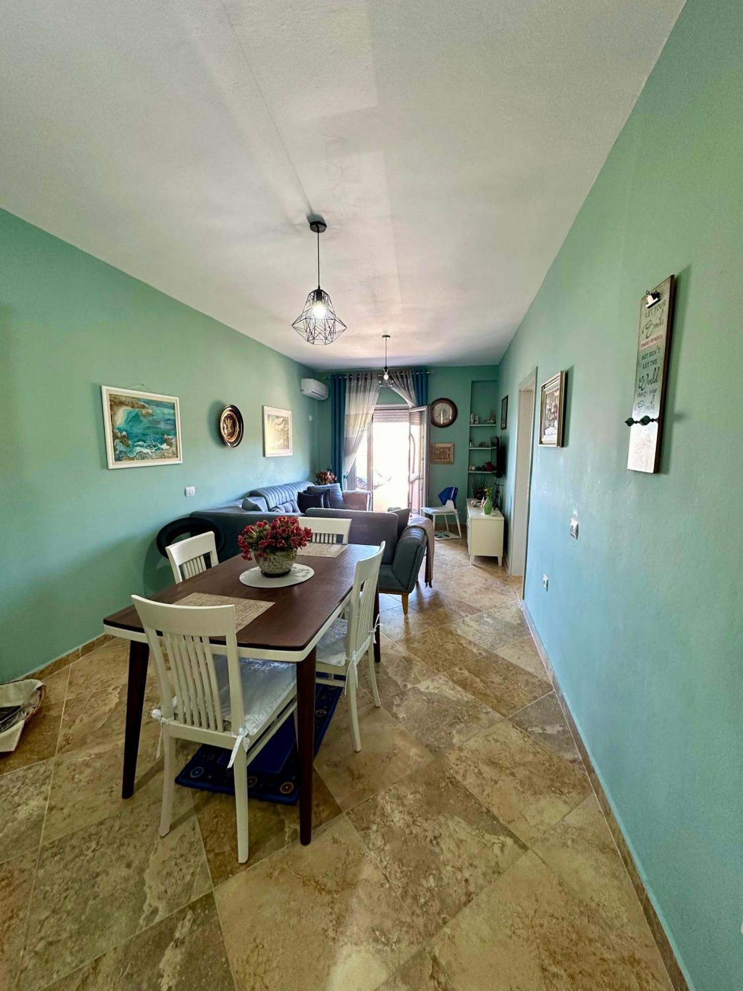 Front Appartement Vlorë